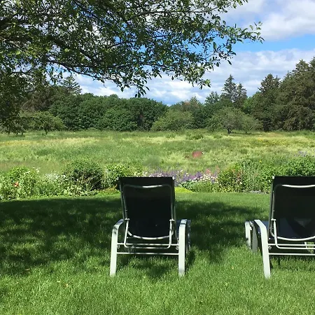 Cornwall Orchards Bed & Breakfast-2